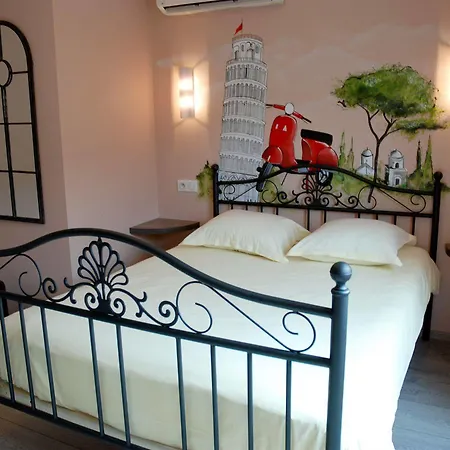 Champ Alsace Hotel 3*